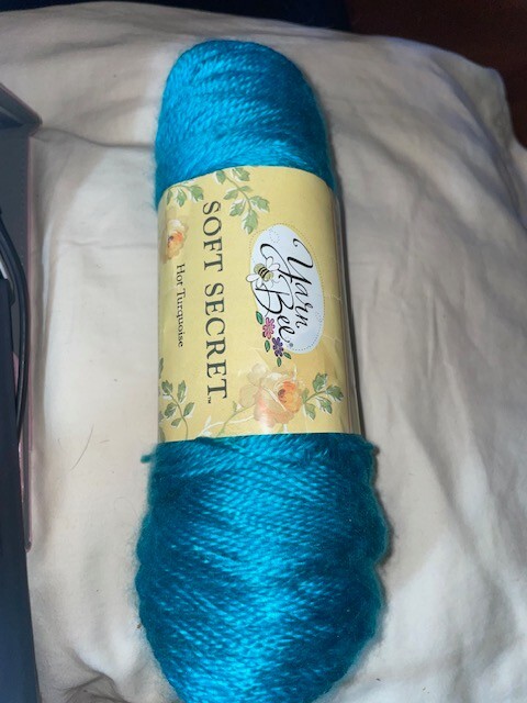 Yarn Bee Yarn SOFT SECRET – 6 oz / 170g / 370yd / 338m Acrylic