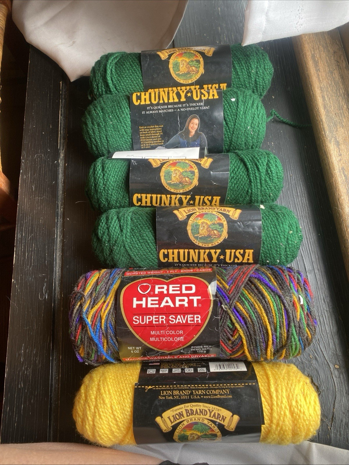 VINTAGE Lion Brand Chunky USA Yarn #5 Bulky Solid No Dye Lot Discontinued