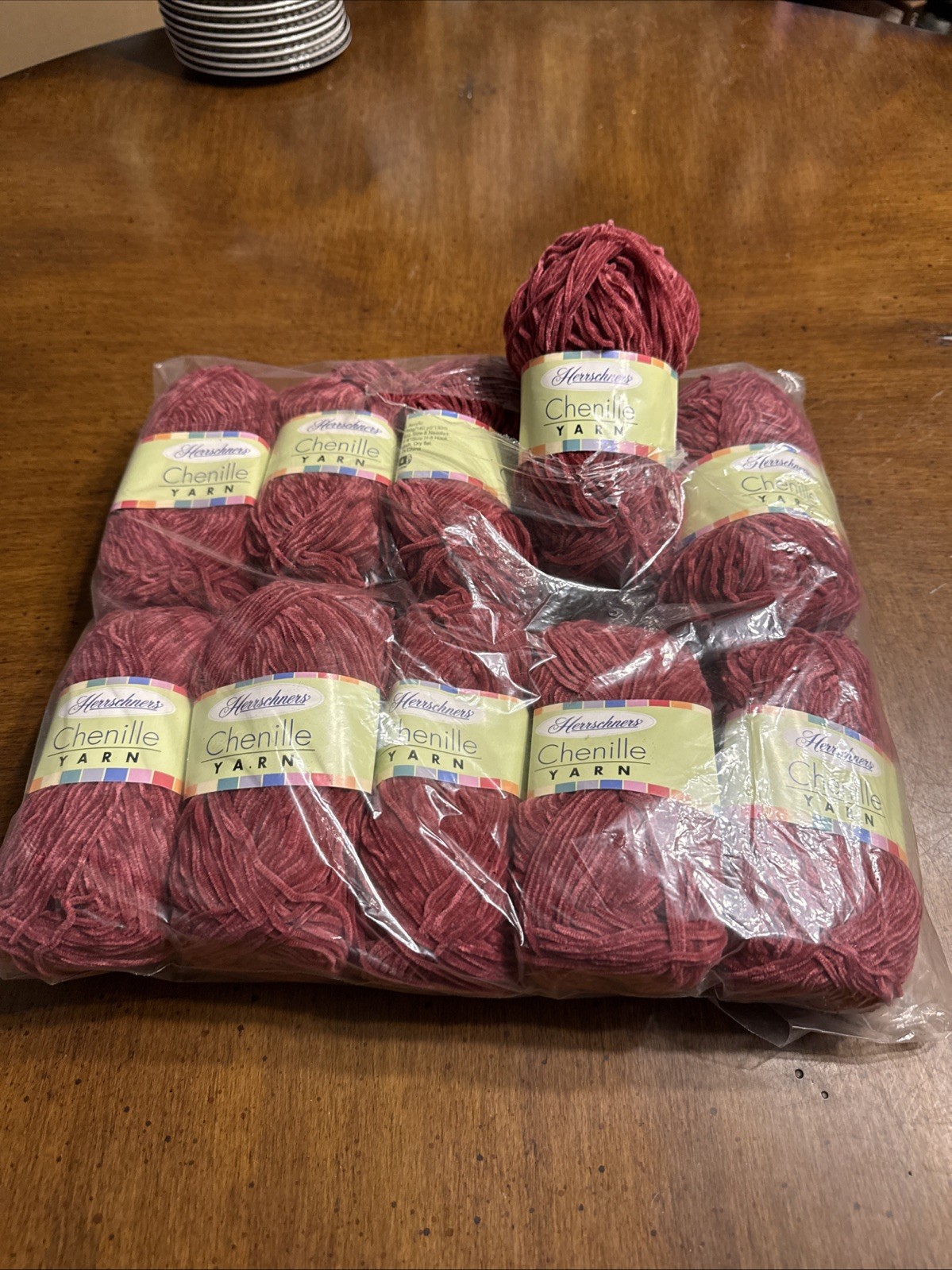 Herrschners Chenille Yarn Lot 10 skeins Burgundy Acrylic Worsted 4 Crochet Knit