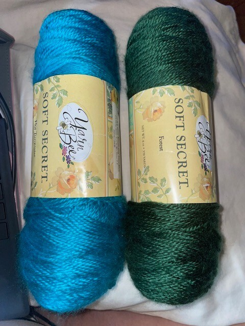 Yarn Bee Yarn SOFT SECRET – 6 oz / 170g / 370yd / 338m Acrylic