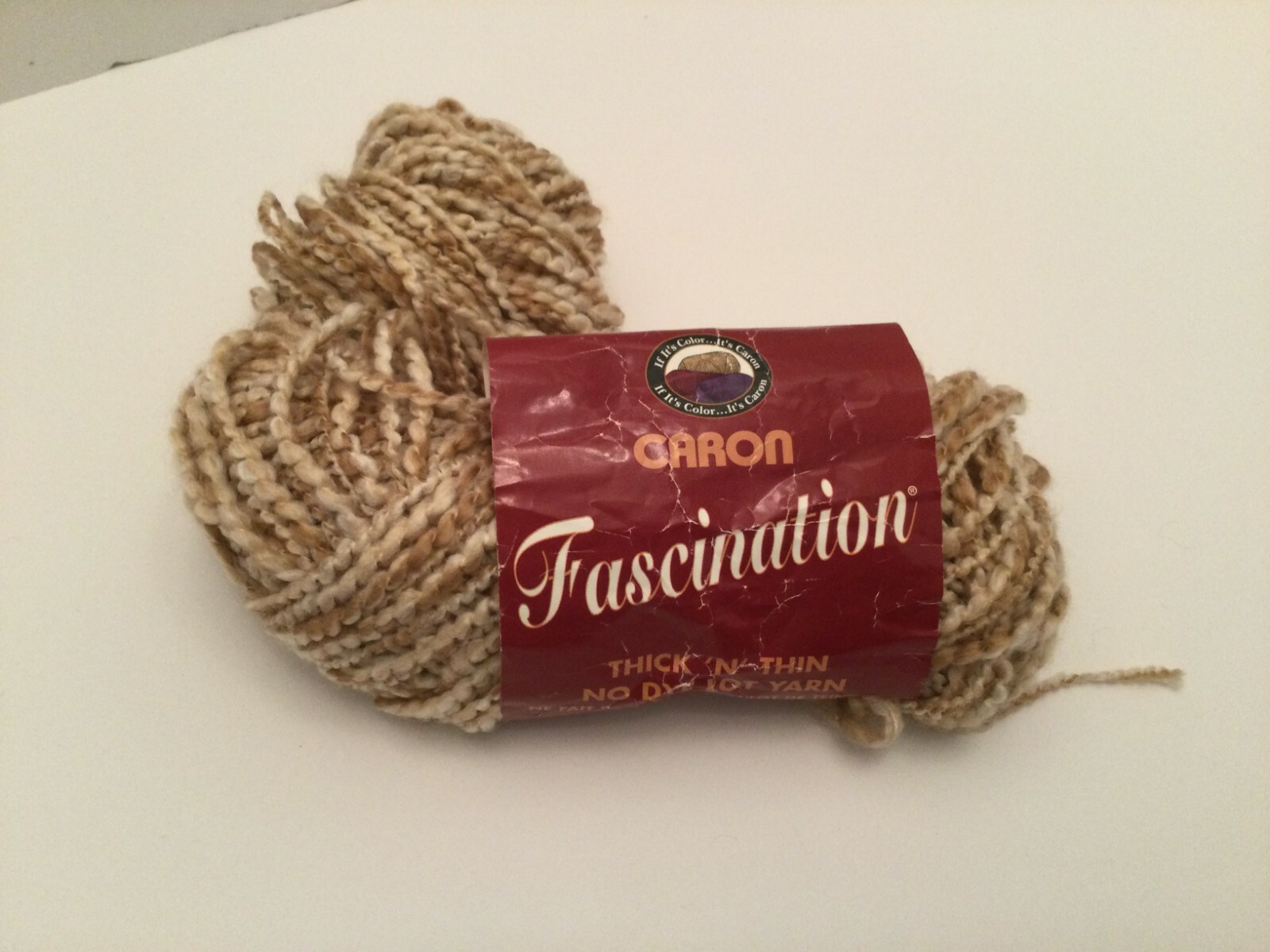 CARON FASCINATION YARN – MARBLE #5941 – PARTIAL SKEIN – MACHINE WASH & DRY