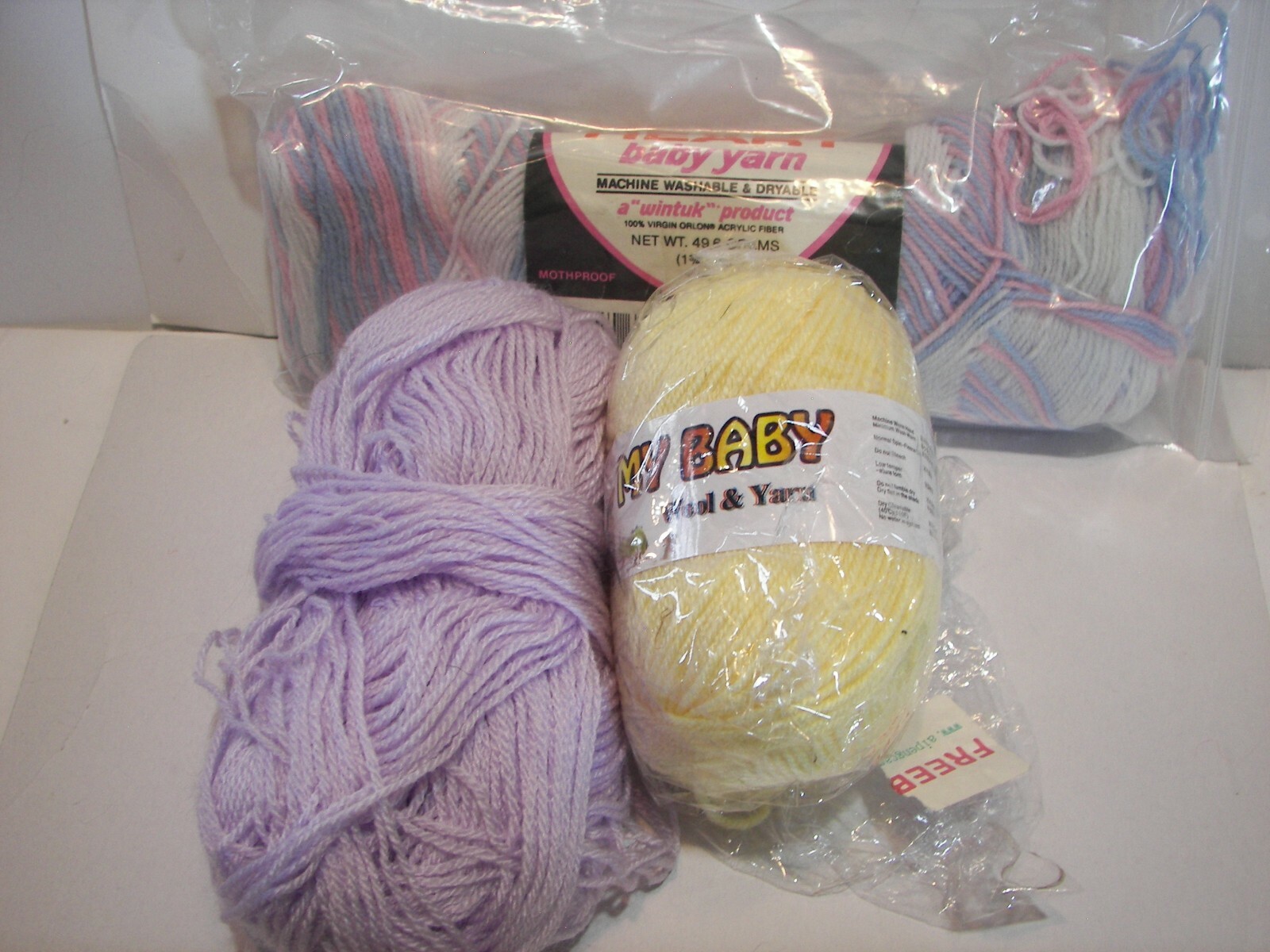 VTG Mixed Ball & Skein Lot ~ Branded & Unbranded ~ Fingering / Baby Weight Yarn